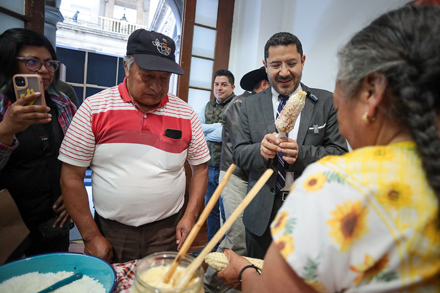 Inivita Martí Batres a la XXVA Feria Nacional del Elote en Topilejo