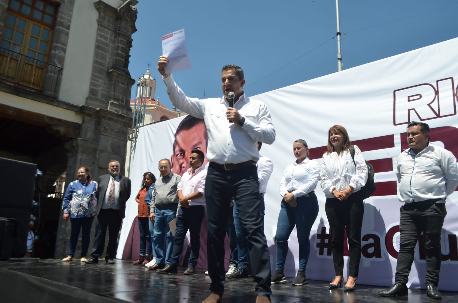 Ricardo Peralta Saucedo se registró en Morena como aspirante a la jefatura de gobierno de la CDMX