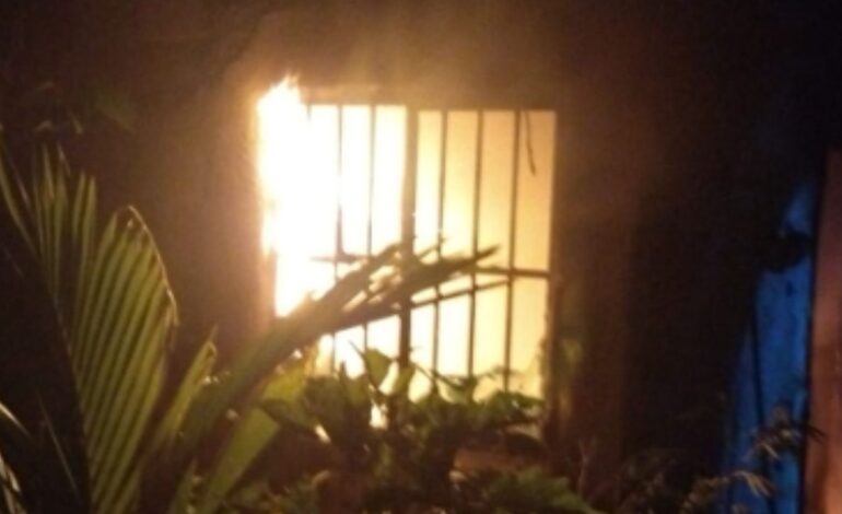 Detienen a sujeto que incendió vivienda de su madre, en Veracruz