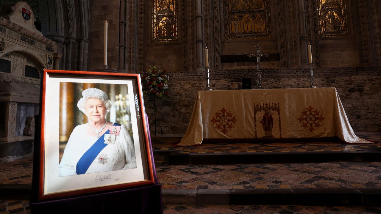 Reino Unido conmemora el primer aniversario de la muerte de Isabel II