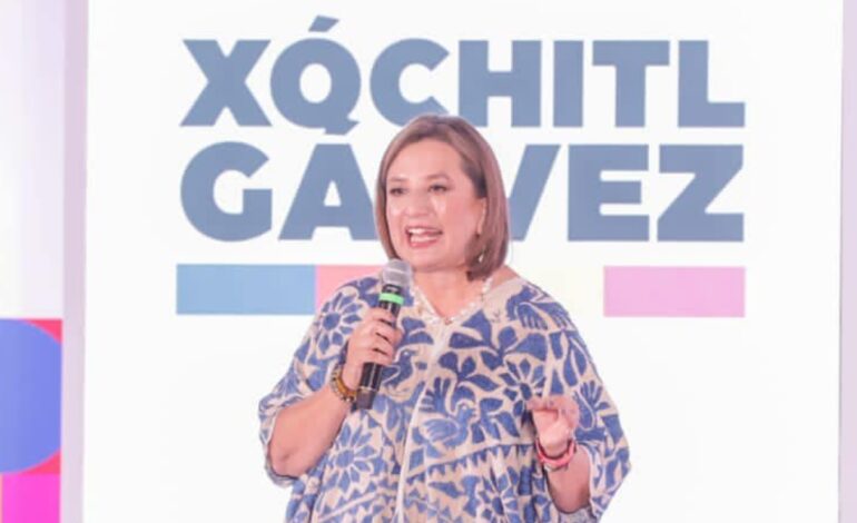 Alistan apoyo ciudadano a Xóchitl Gálvez en entrega de constancia en el Ángel de la Independencia