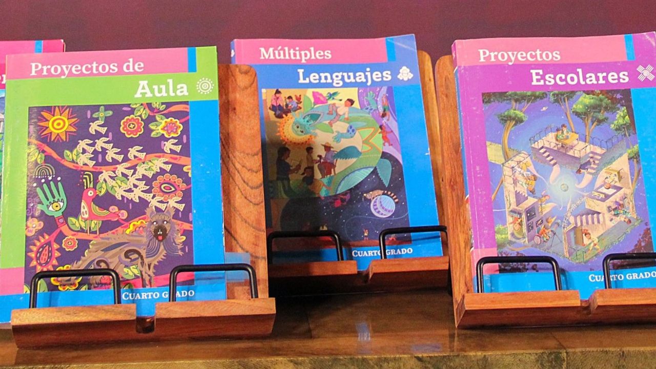 SCJN quita freno a distribución de libros de texto en Chihuahua