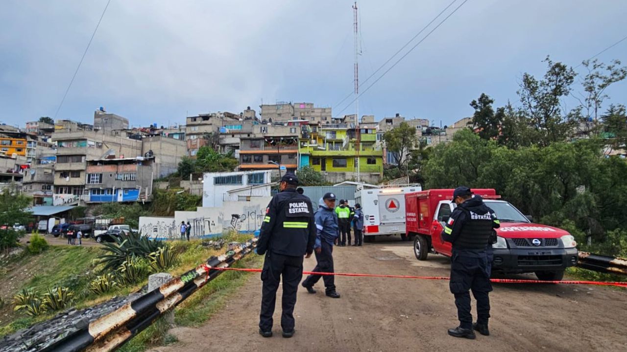 Mueren 2 trabajadores de Conagua en derrumbe de presa en Naucalpan