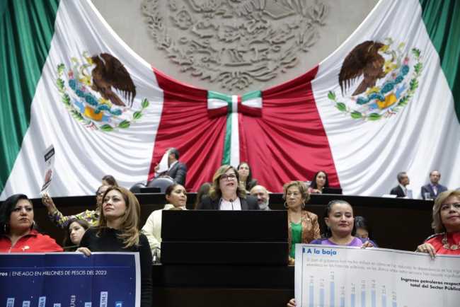 Aprueba pleno reserva presentada por Lilia Aguilar para fortalecer finanzas de PEMEX