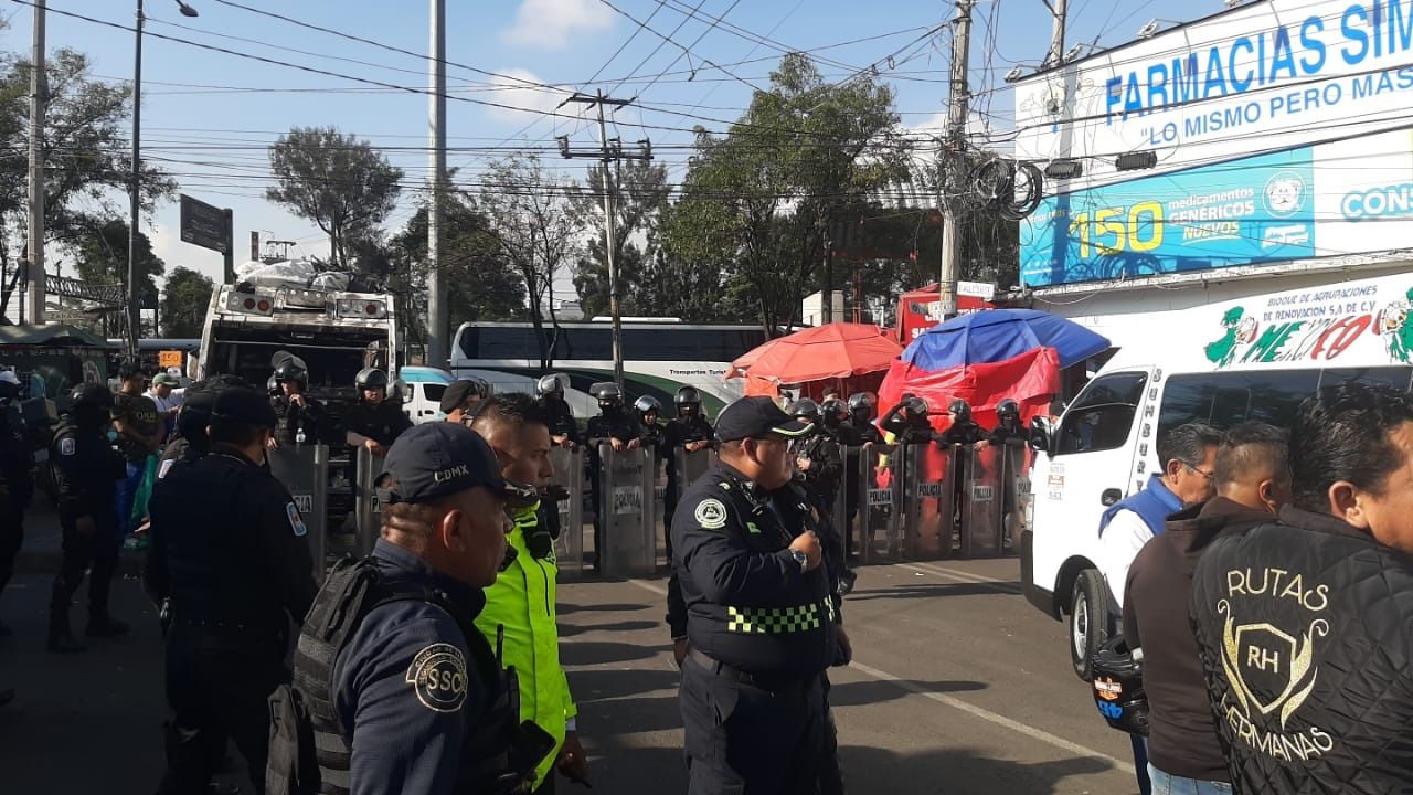 Transportistas provocan caos en CDMX