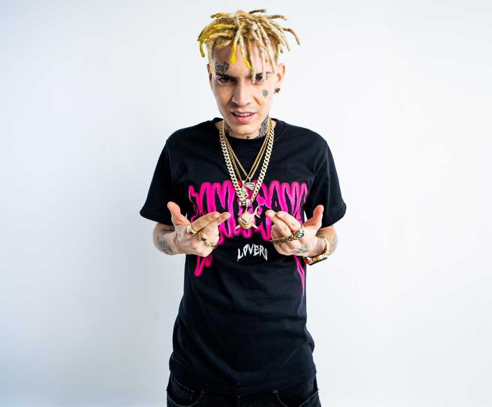 Marcianeke, el referente del reggaetón chileno, llega a lo grande al Coca-Cola Flow Fest 2023