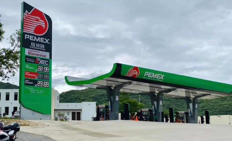 Dos mil 810 clientes regresan a Pemex tras Reforma Energética