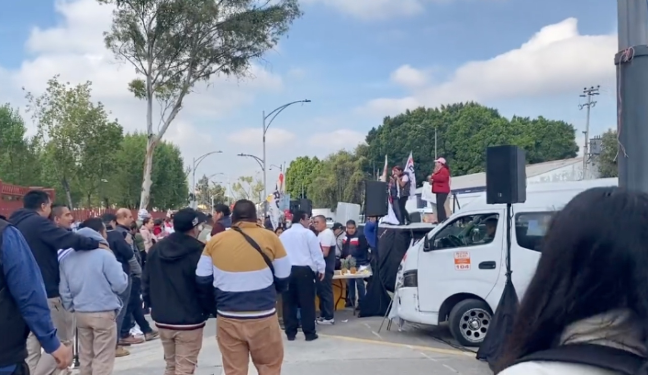 CROC cierra accesos a la Cámara de Diputados