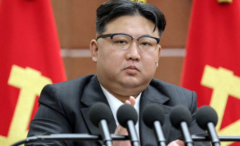 Kim Jong Un pide a su ejército estar preparado ante inicio de una posible guerra