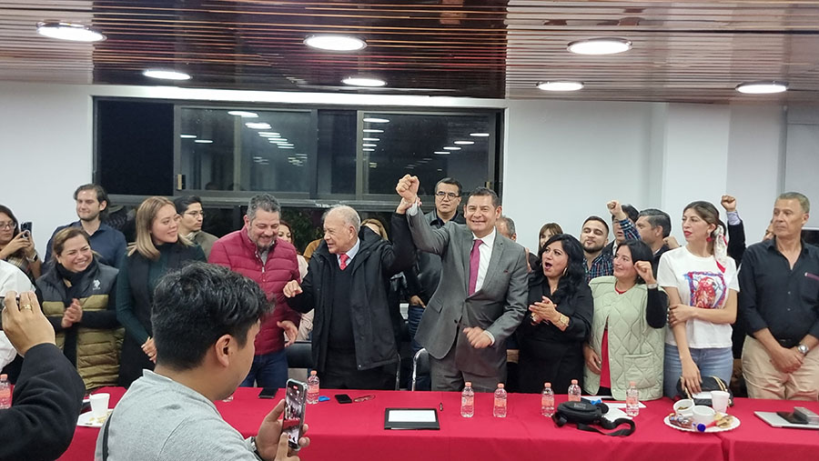 Nombran a Alejandro Armenta coordinador de la 4T por el PT y toma protesta