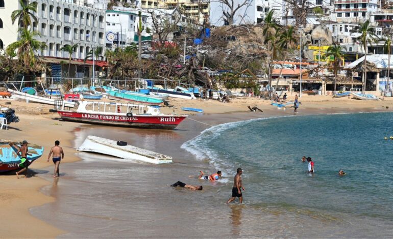 Acapulco reactiva turismo con más de 4 mil 500 habitaciones de hotel disponibles