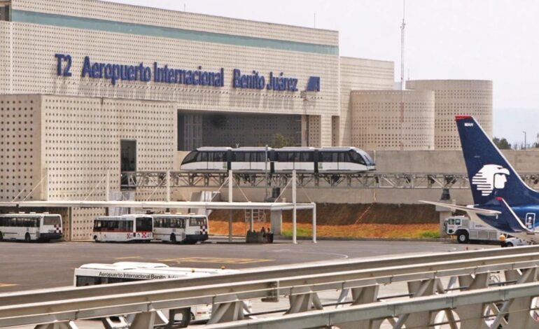 AICM terminal 2 obras mas de un ano