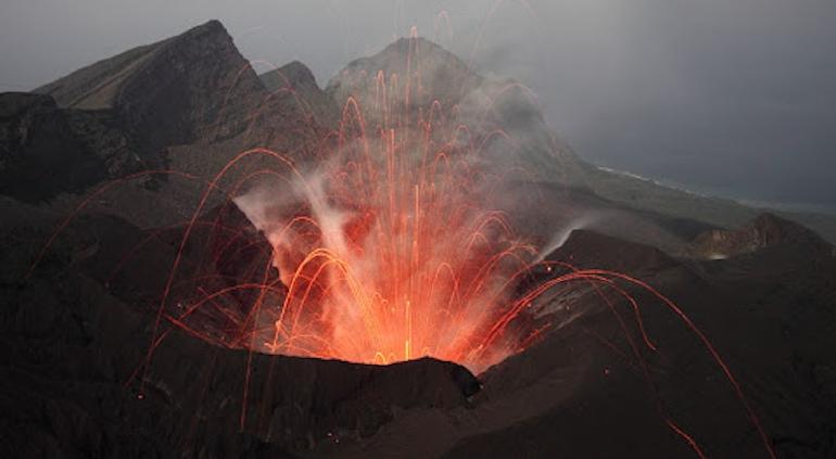 volcan suwanosejima