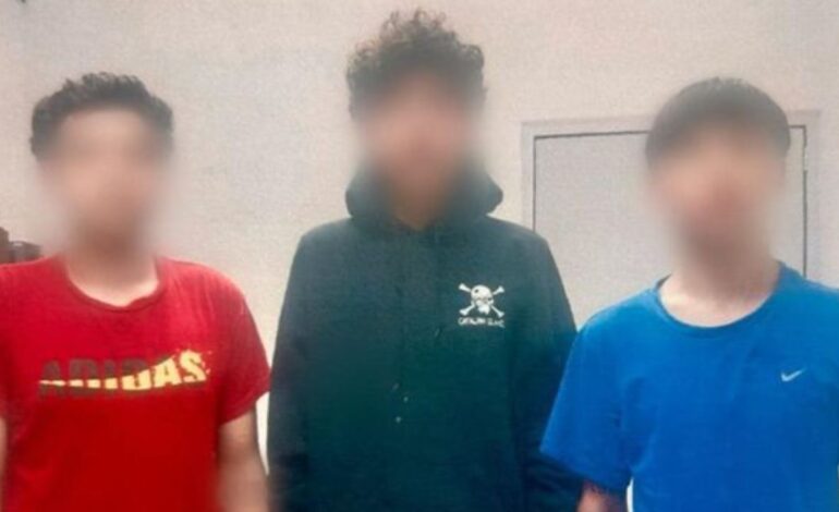 Rescatan a 3 jovenes tras ser reclutados por un grupo criminal en Colima