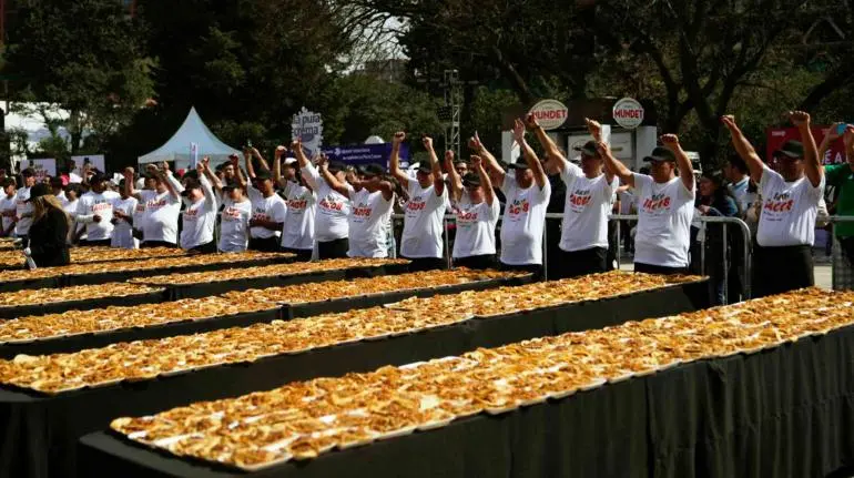 tacos record guinness monumento revolucion