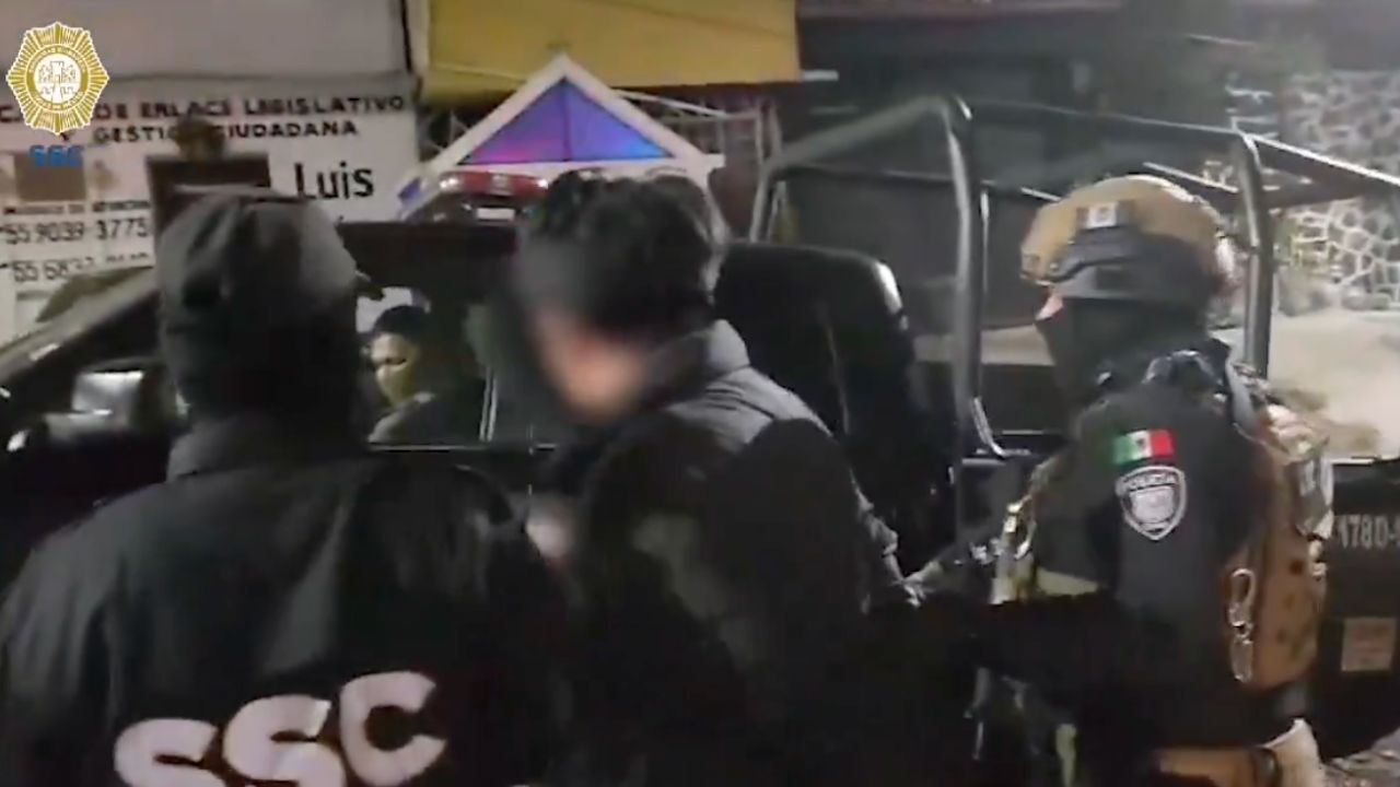 Aseguran más de 31 mdp y detienen a dos hombres en cateos en la MH y Tlalpan