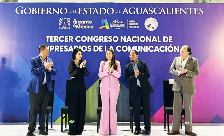 Gobernadora Tere Jimenez inaugura el Tercer Congreso de la Coneme Los medios de comunicacion son el arma mas poderosa contra la tirania scaled