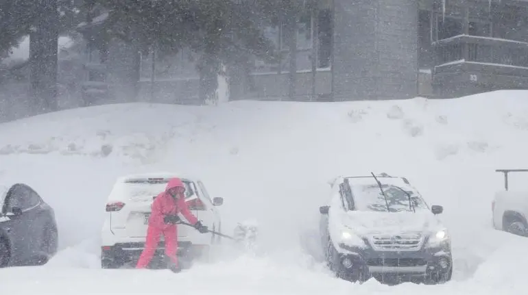 Inusual tormenta de nieve en California afecta a más de 6 millones de personas