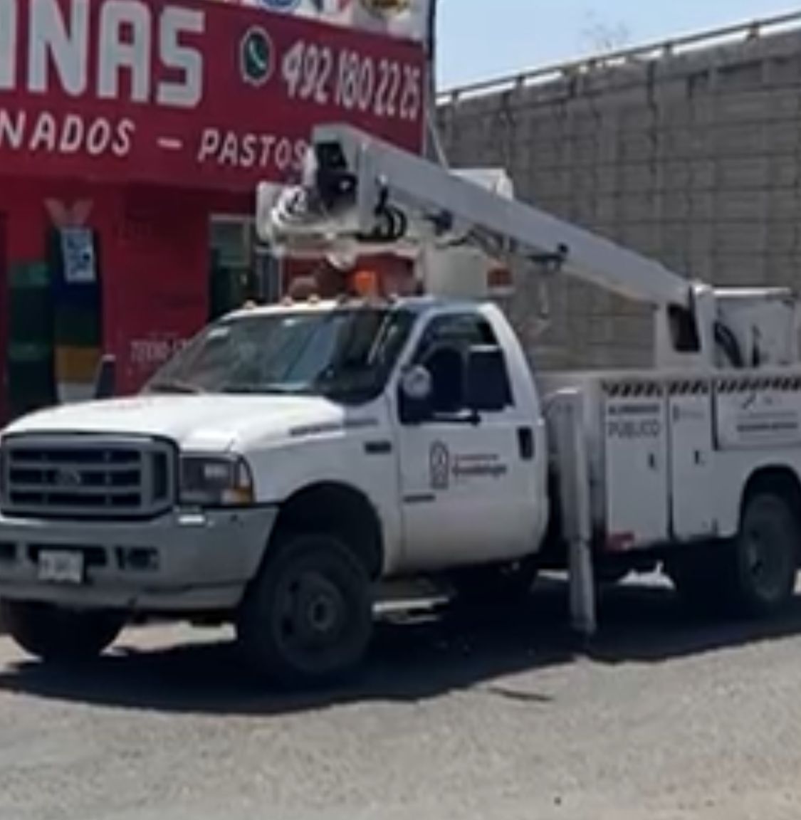 Morena desvía Recursos Públicos del Ayuntamiento de Guadalupe para Retirar Publicidad Electoral