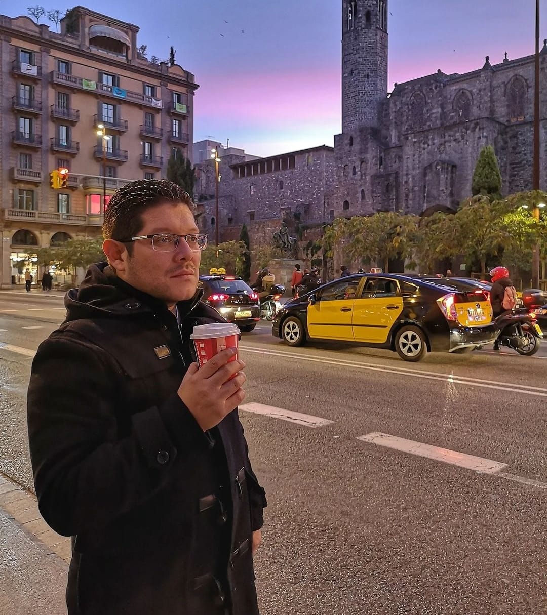 Diputado vive en la fiesta con recursos de los zacatecanos