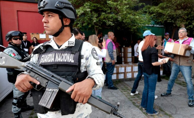 amlo destaca buena coordinacion con el ine y asegura seguridad total en elecciones