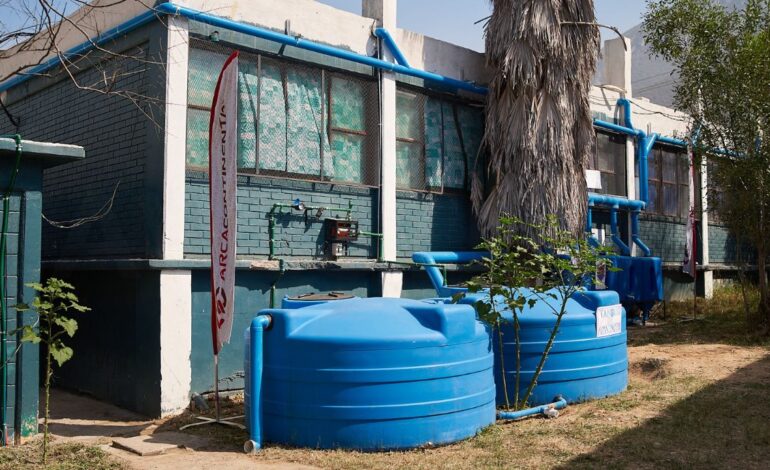 “Escuelas de Lluvia” impulsadas por Arca Continental captan 42 pipas de agua