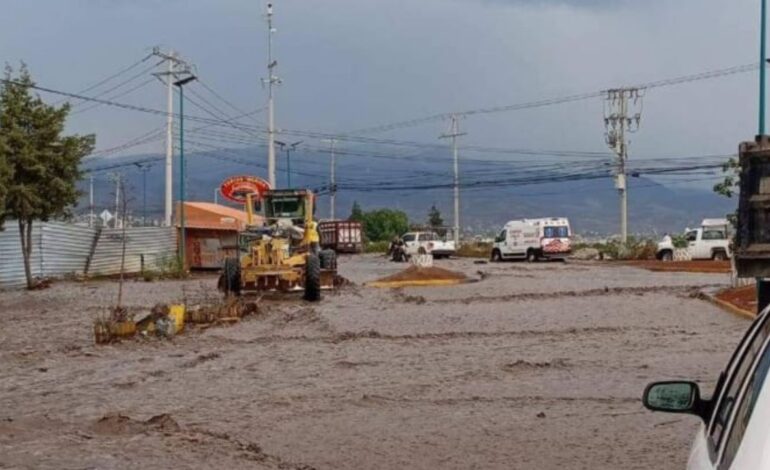 Se desborda el Río San Martín en Chalco tras lluvias intensas