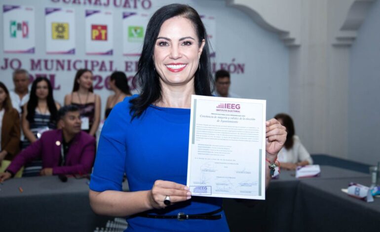 Alejandra Gutiérrez recibió su constancia como presidenta municipal electa de León