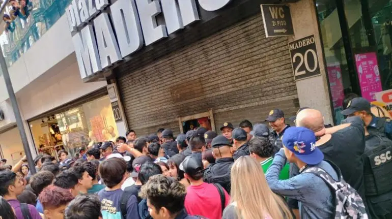 GCDMX revisará bares de Plaza Madero tras intoxicación de 8 menores en ‘VocaFest’