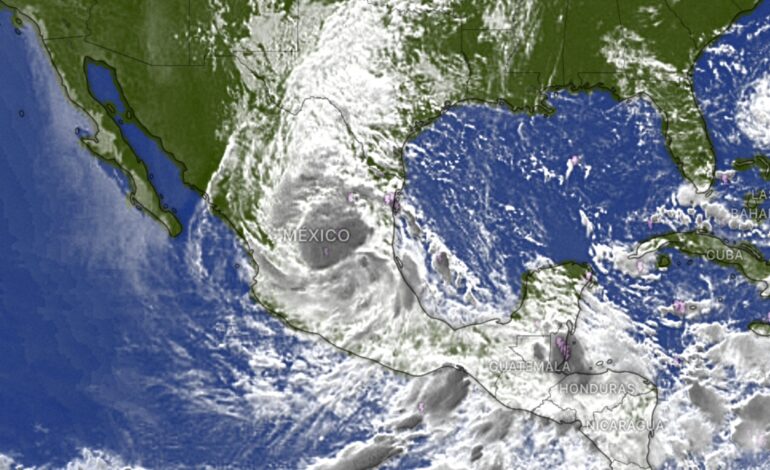 Tormenta tropical ‘Alberto’ toca tierra en Ciudad Madero, Tamaulipas