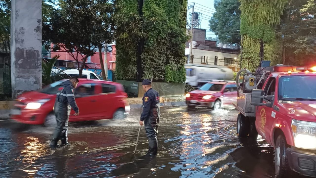 CDMX espera chubascos y lluvias fuertes a partir de las 21:00 horas