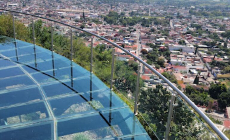 nino cae de mirador Atlixco