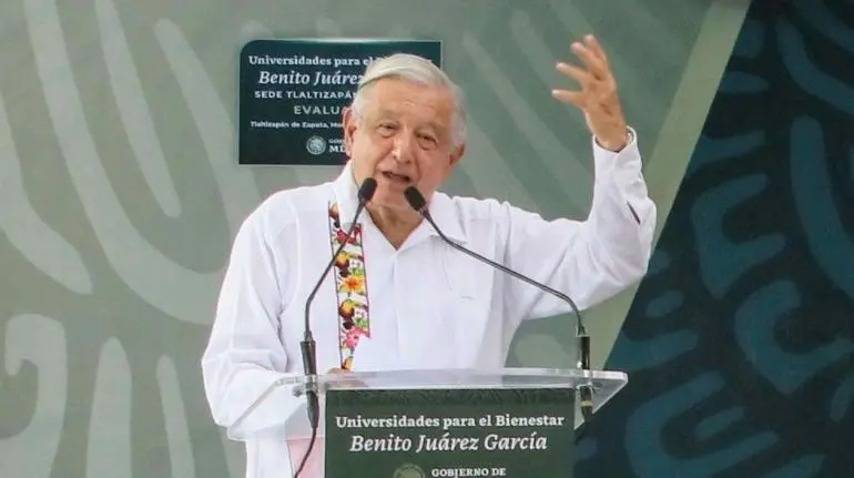 nos quedamos cortos en becas para educacion basica amlo