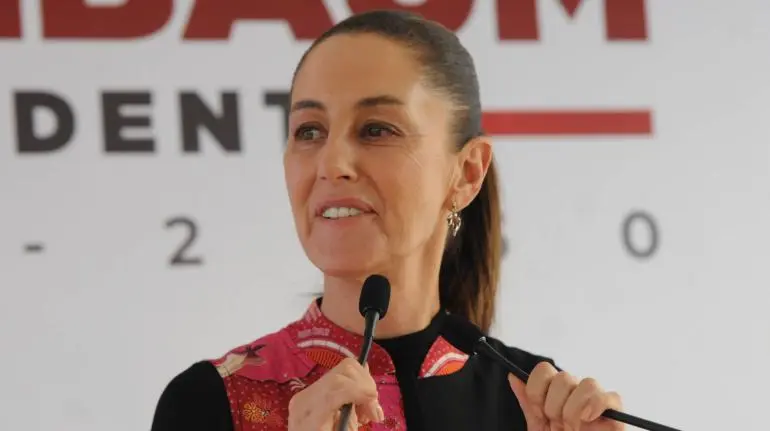 sheinbaum medicos 12 millones adultos