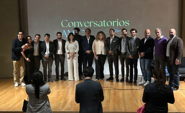 "Conversatorios AMIC" en el Museo Franz Mayer