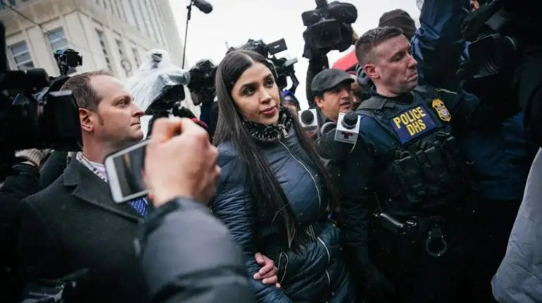 emma coronel entrevista univision chapo guzman