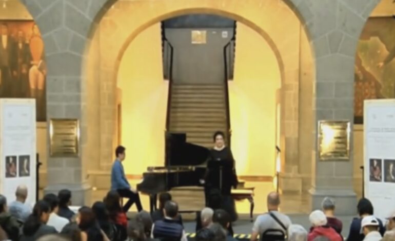 Recital de tango en Antigua Casona de Xicoténcatl, con María Luisa Tamez y Erik Cortés