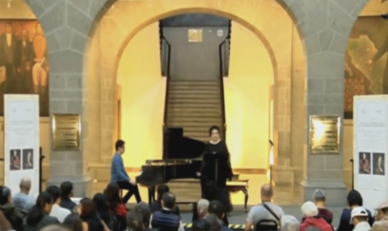 Recital de tango en Antigua Casona de Xicoténcatl, con María Luisa Tamez y Erik Cortés