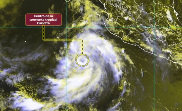 tormenta tropical Carlotta