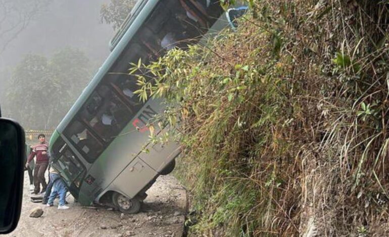 Mexicanos accidente Peru