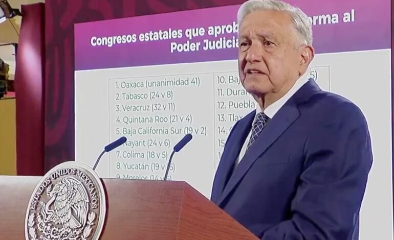 AMLO aplaude aval de 18 Congresos a reforma judicial; la publicará el 15 de septiembre