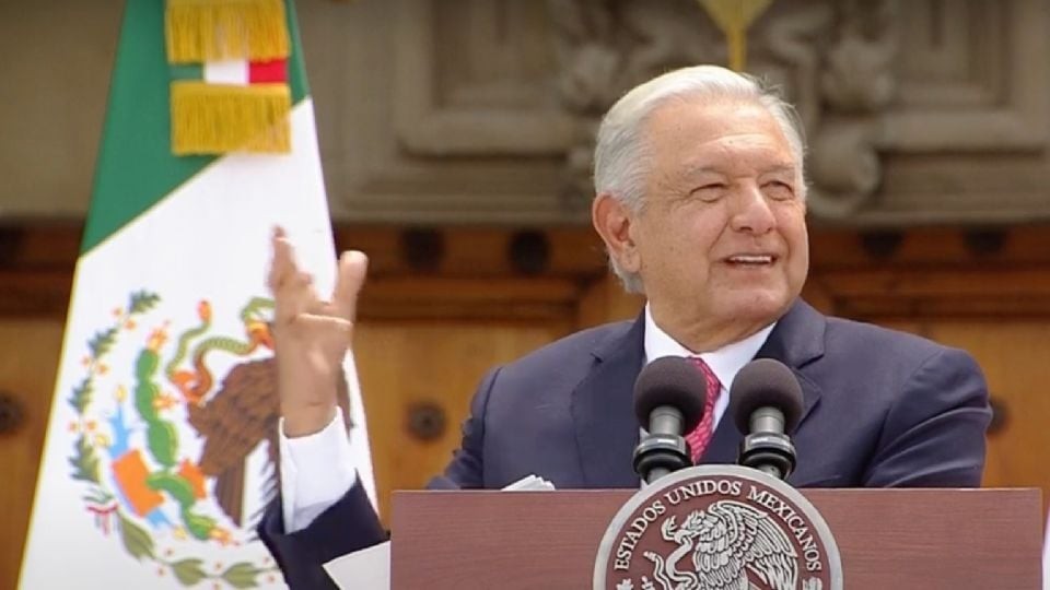 López Obrador hace consulta a mano alzada sobre Poder Judicial; gana el ‘sí’