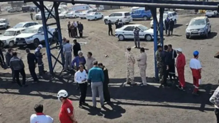 explosion iran mina tabas muertos