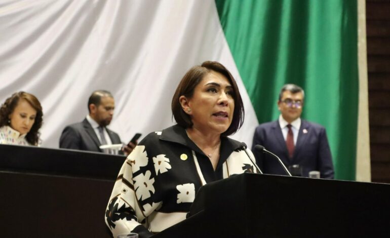 Diputada María Luisa Mendoza denuncia intento de asalto en la México-Querétaro