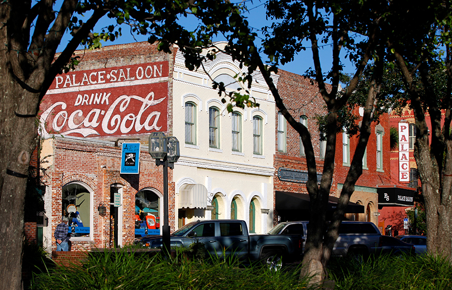 Destinos en Florida combinan turismo y compras navideñas