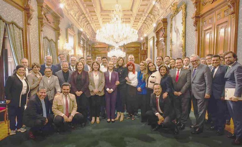 Se reune gobernador de Tamaulipas con presidenta Claudia Sheinbaum