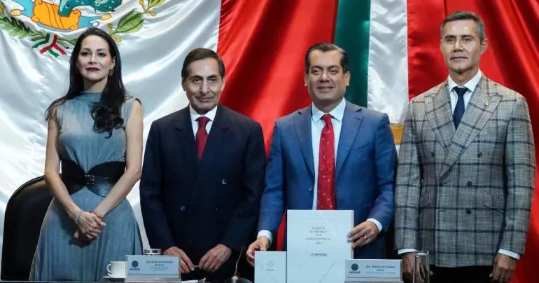 shcp rogelio ramirez de la o entrego el paquete economico 2025 a la camara de diputados