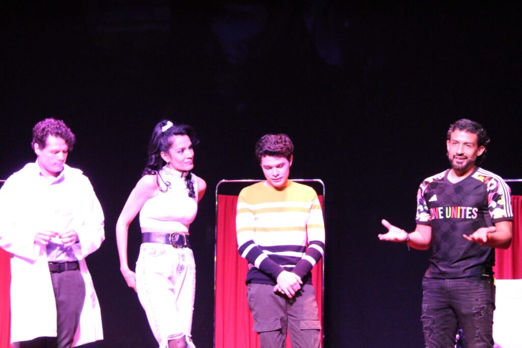 ‘Expuestos’, una obra de teatro que retrata la realidad de las personas que viven con VIH