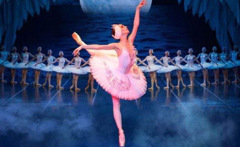 Regresa el Lago de los Cisnes Russian State Ballet Mari a México