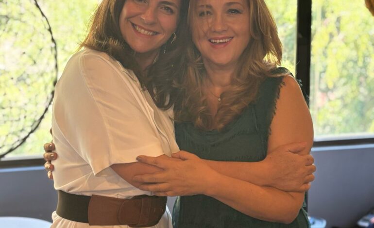 Adriana Azuara y Patricia Rivera